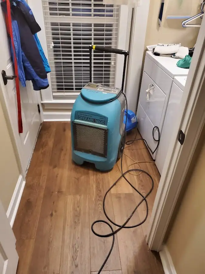 Commercial dehumidifier deployed for Flood Damage Cleanup in Kingsland
